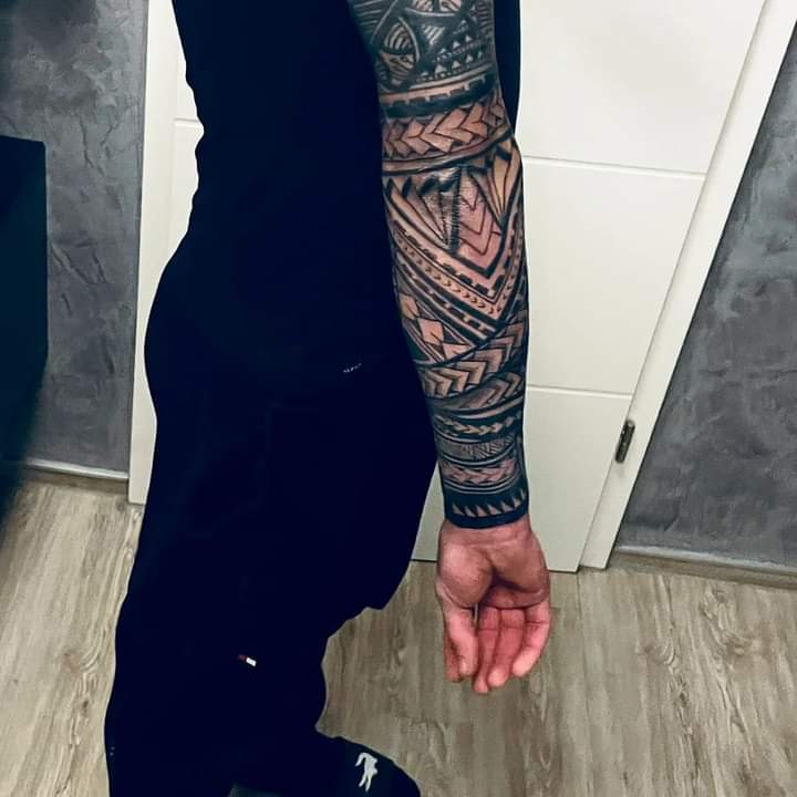 Maori Tribal Tattoo Neuss - Unterarm Aussen Kensenich